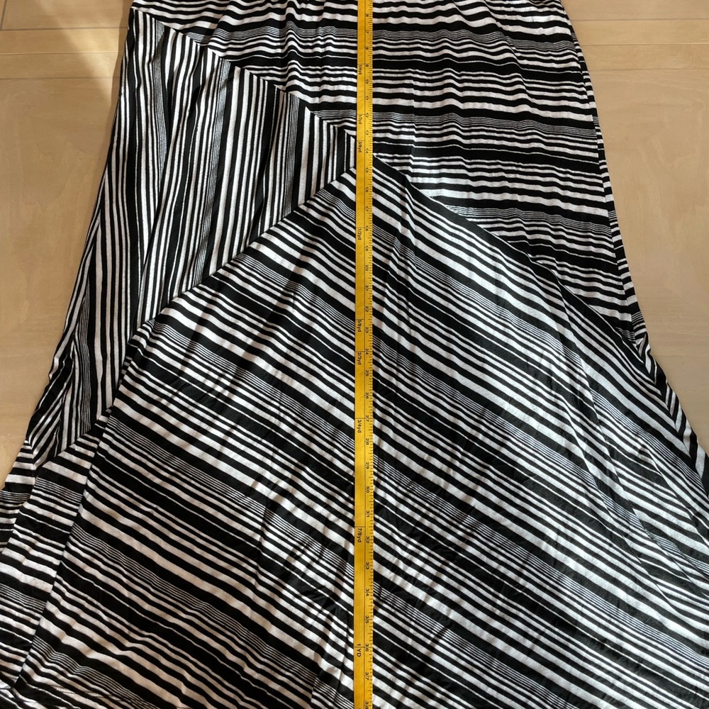 Bobeau White and Black Maxi Skirt